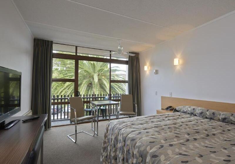 Hotel Auckland Rose Park
