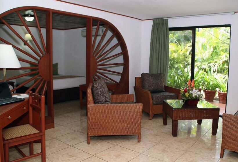 هتل Best Western Las Mercedes Airport