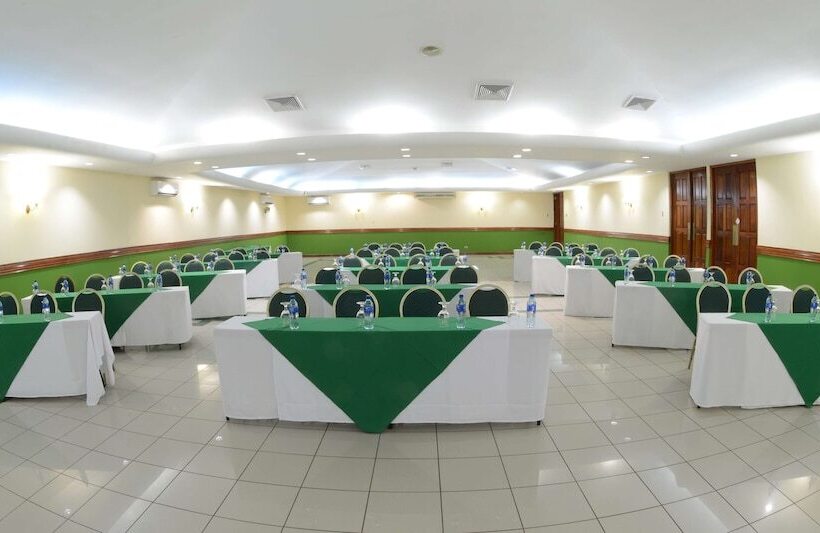 Fotos del hotel Best Western Las Mercedes Airport:  29