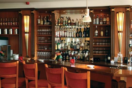 ホテル De Witte Raaf