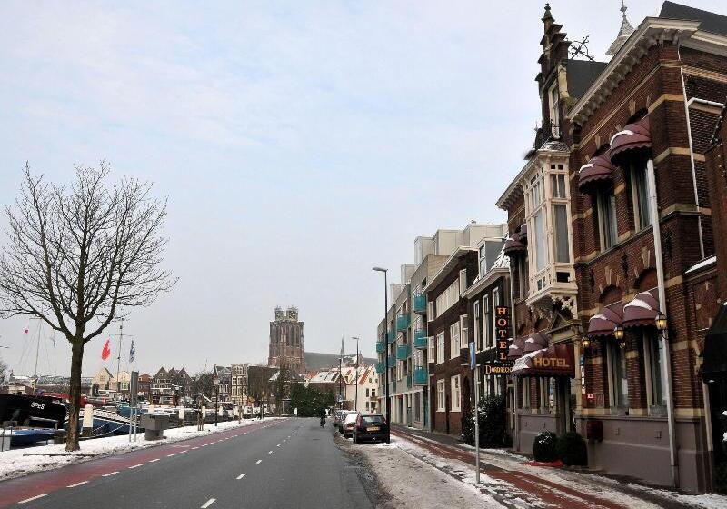 هتل Dordrecht