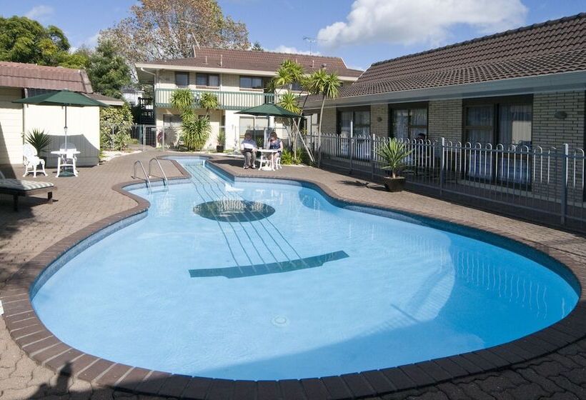 Fotos del hotel Dukes Midway Lodge:  22