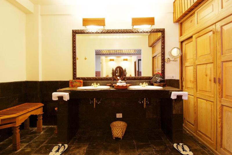 هتل The Dwarika S