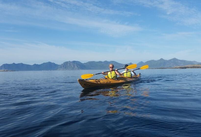 هتل Fast  Lofoten