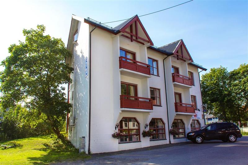 Fast Hotel Lofoten