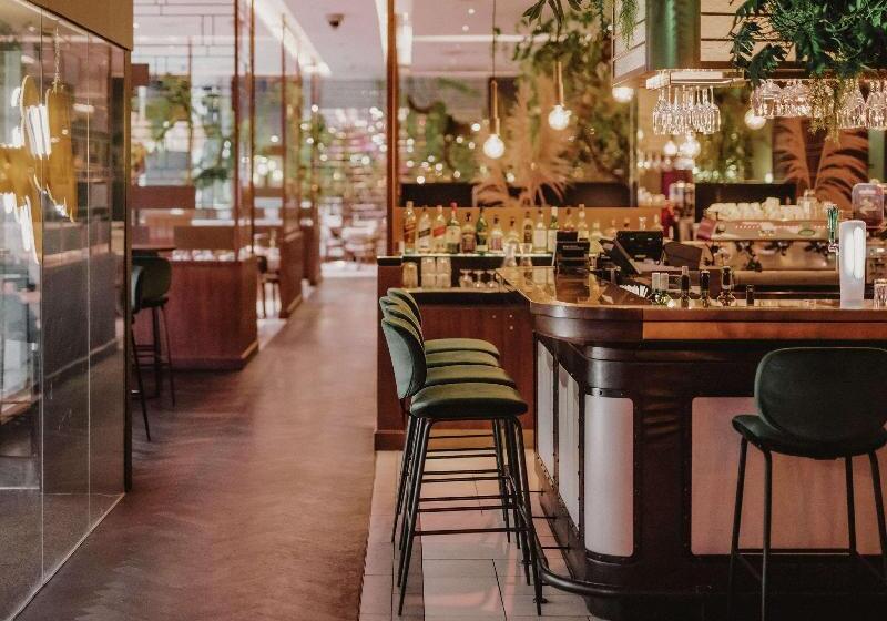 هتل Hilton Rotterdam