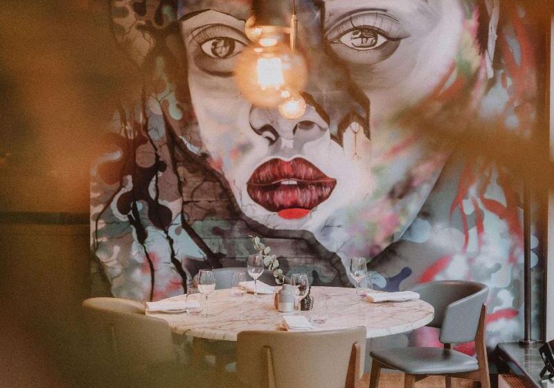 هتل Hilton Rotterdam