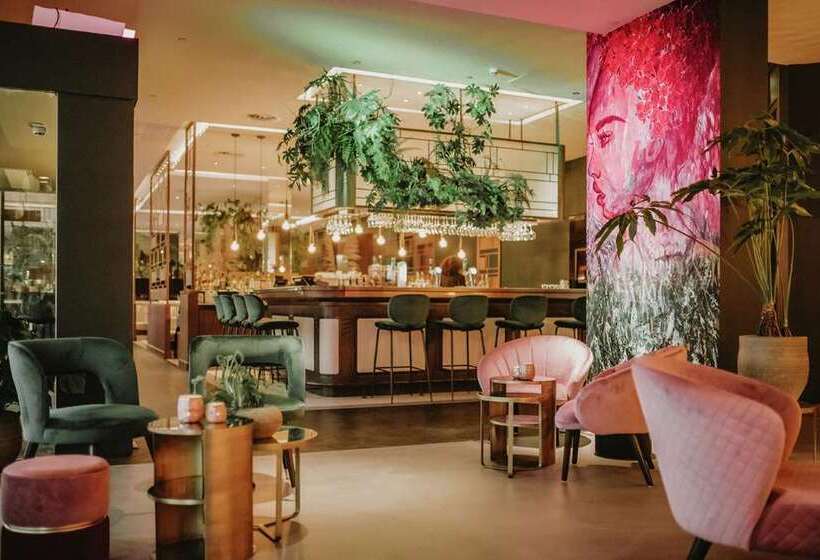 هتل Hilton Rotterdam
