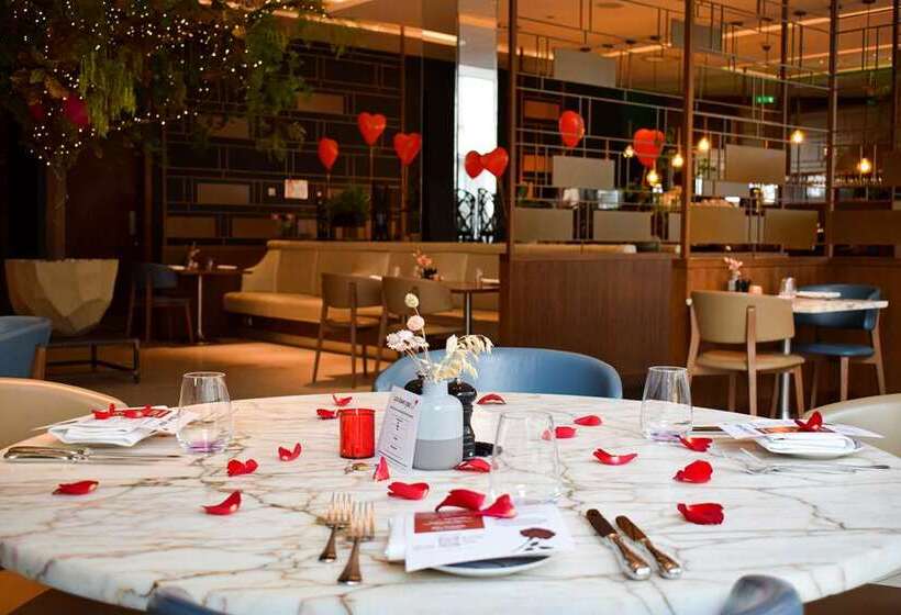 هتل Hilton Rotterdam