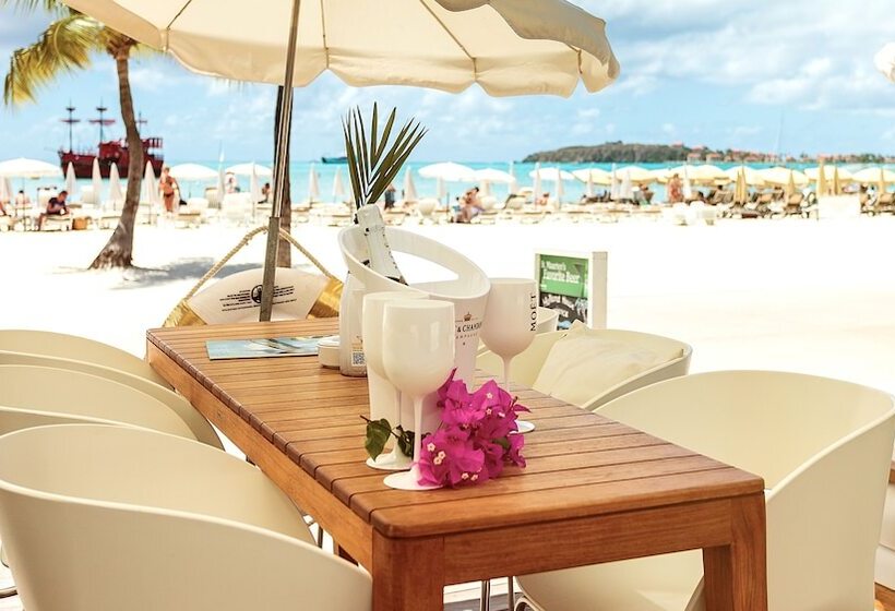 هتل Holland House Beach