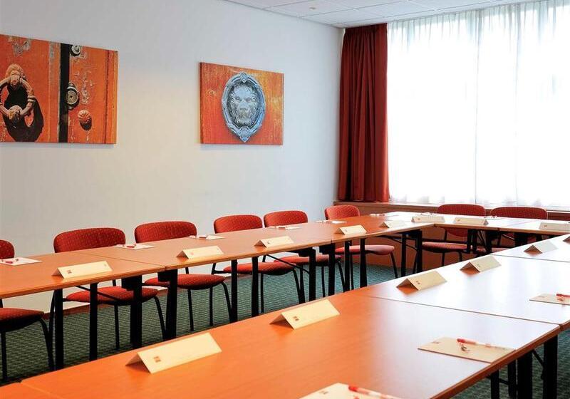 هتل Ibis Utrecht