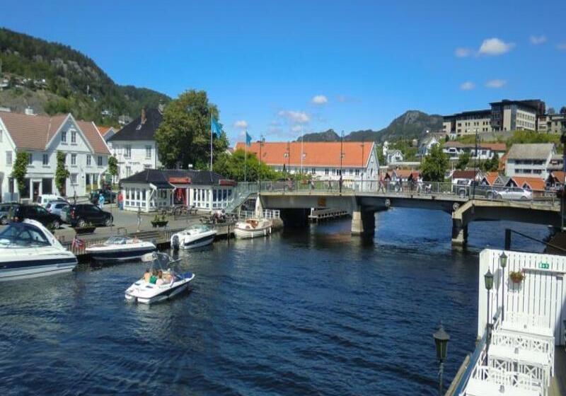 هتل Maritim Fjord