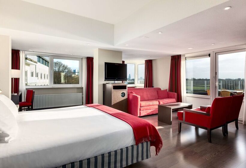 هتل NH Arnhem Rijn