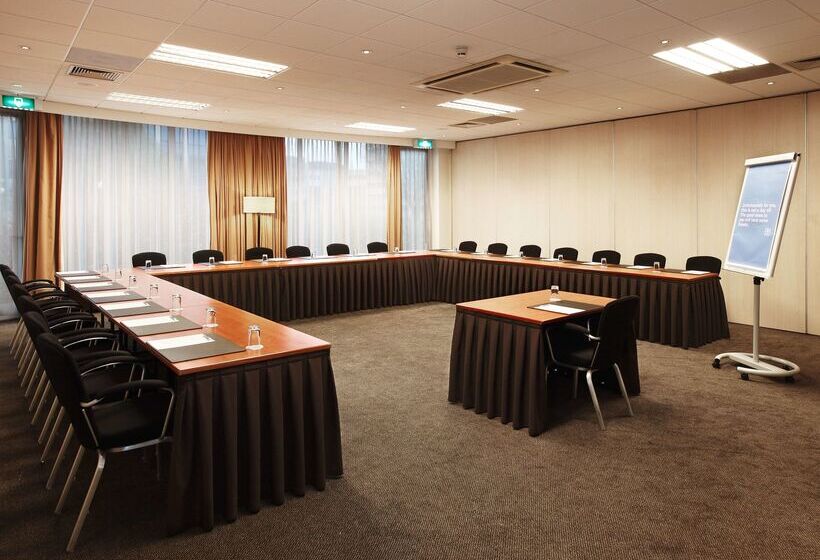 ホテル NH Capelle Rotterdam