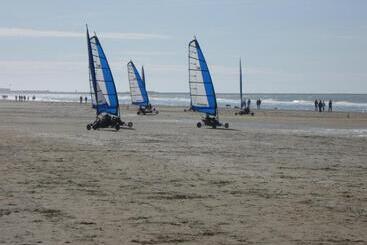 Strandhotel Het Hoge Duin