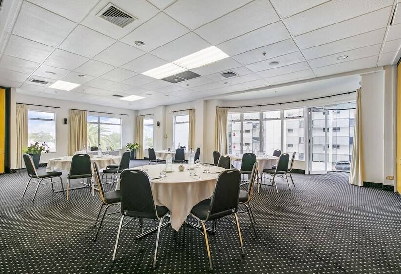 The Parnell Hotel & Conference Centre