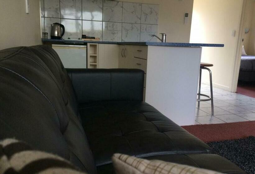 Fotos del hotel Aaron Court Motor Inn:  5