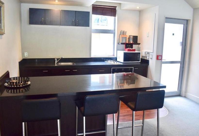 Fotos del hotel Alpine Village Apartments:  6