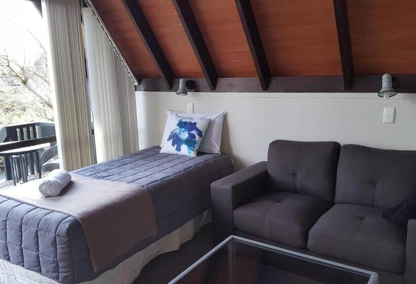 호텔 Coastal Motor Lodge