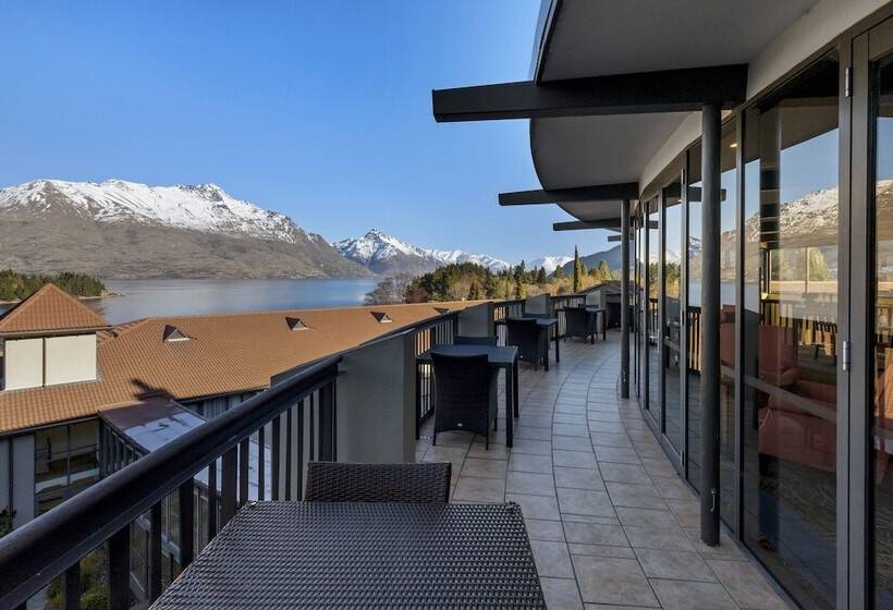 هتل Copthorne  And Resort Queenstown Lakefront