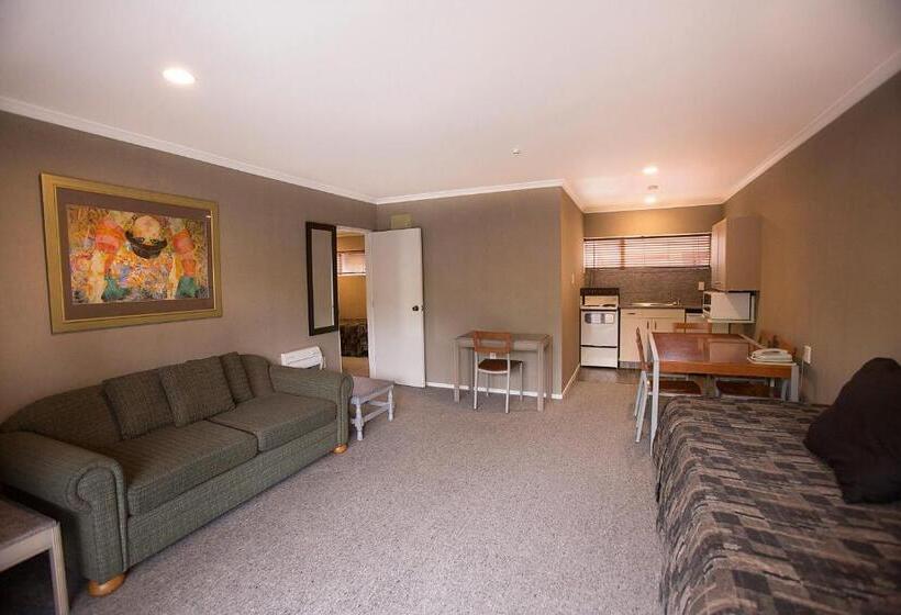 Hotel Distinction Coachman , Palmerston North