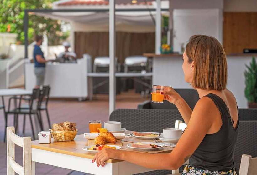 Fotos del hotel Dorisol Estrelicia:  26