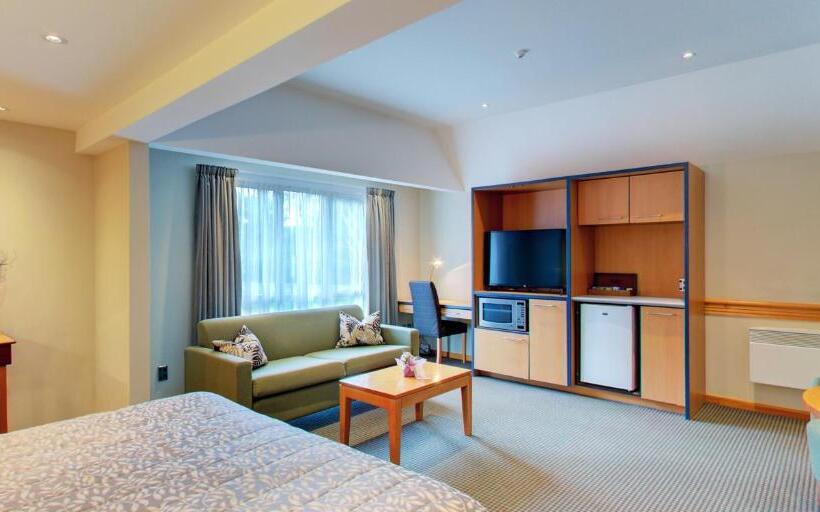 Отель Dunedin Leisure Lodge  Distinction