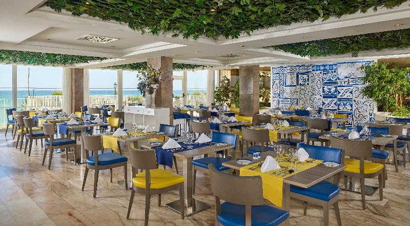 هتل Holiday Inn Algarve
