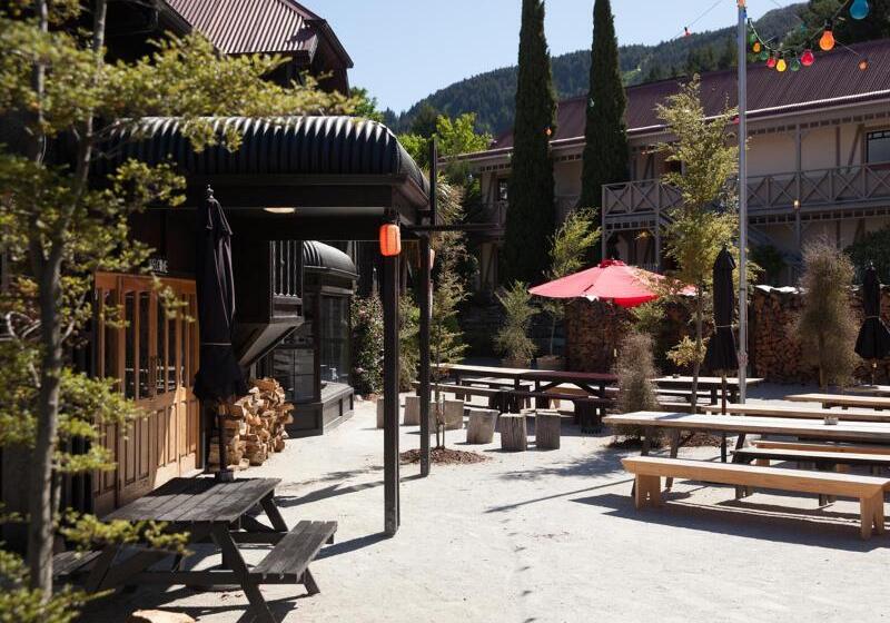 هتل Sherwood Queenstown