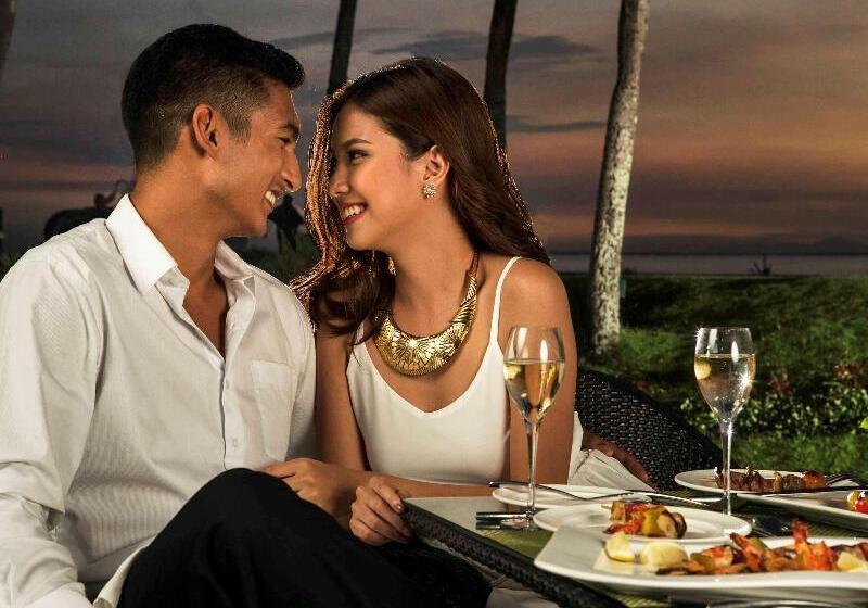 فندق Sofitel Philippine Plaza Manila