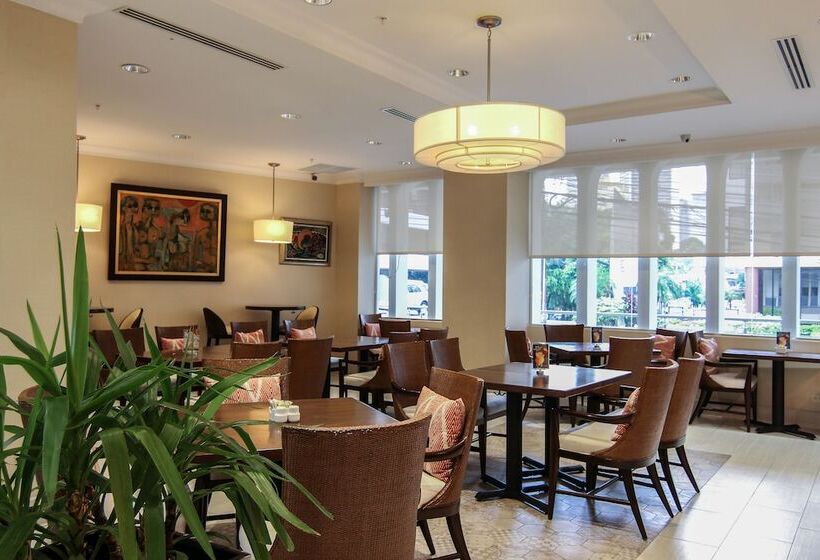 Fotos del hotel The Executive Hotel:  5