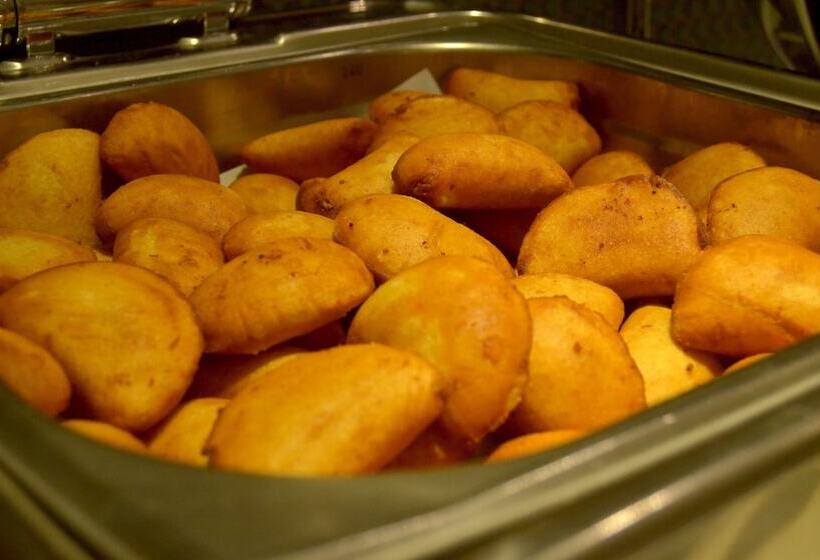 Fotos del hotel The Executive Hotel:  25