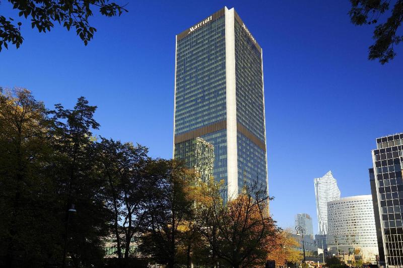 ホテル Warsaw Marriott