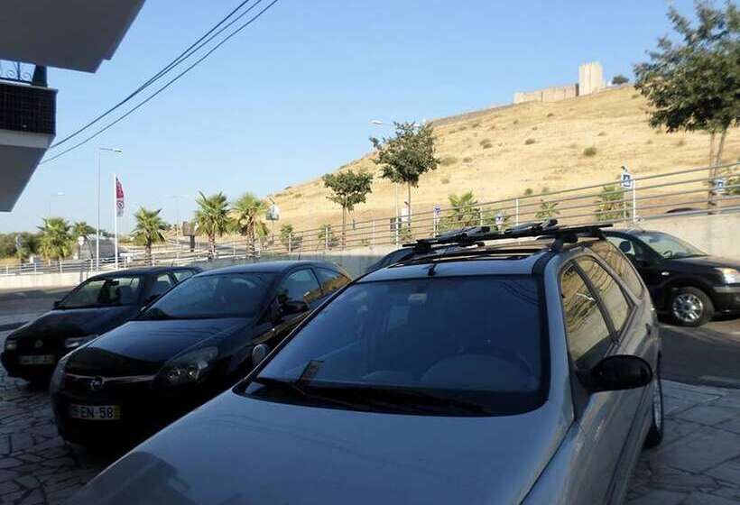 اقامتگاه Alojamento Elvas Luso Espanhola