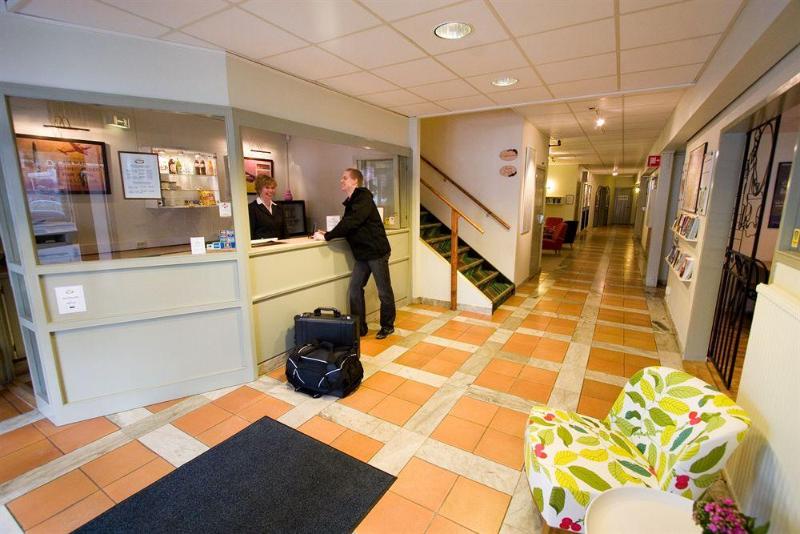 Ariston Hotell