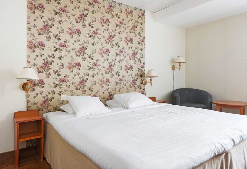 فندق Best Western Nya Star