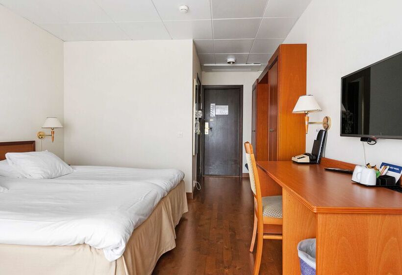 فندق Best Western Nya Star