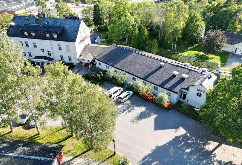 هتل Blommenhof