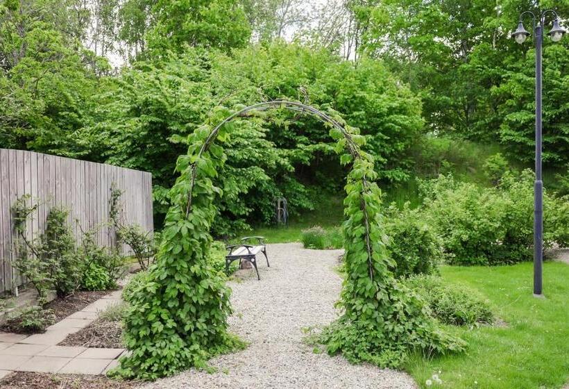 هتل Blommenhof