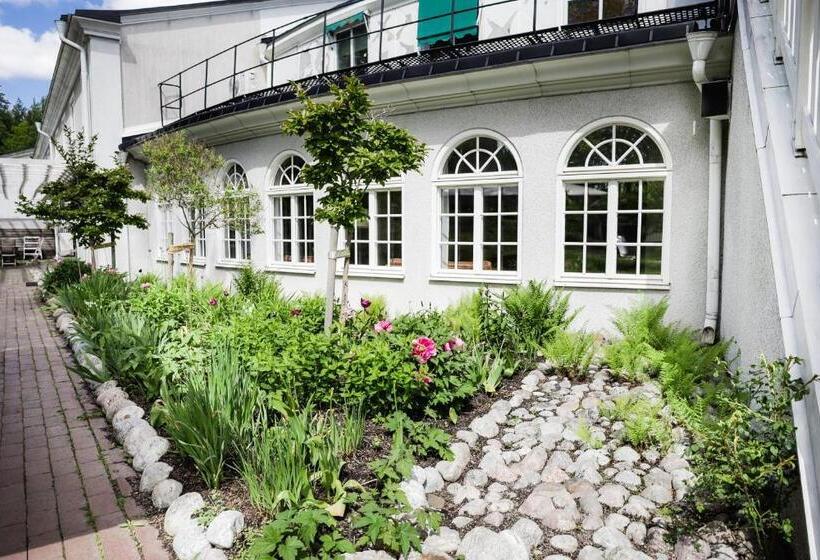 هتل Blommenhof