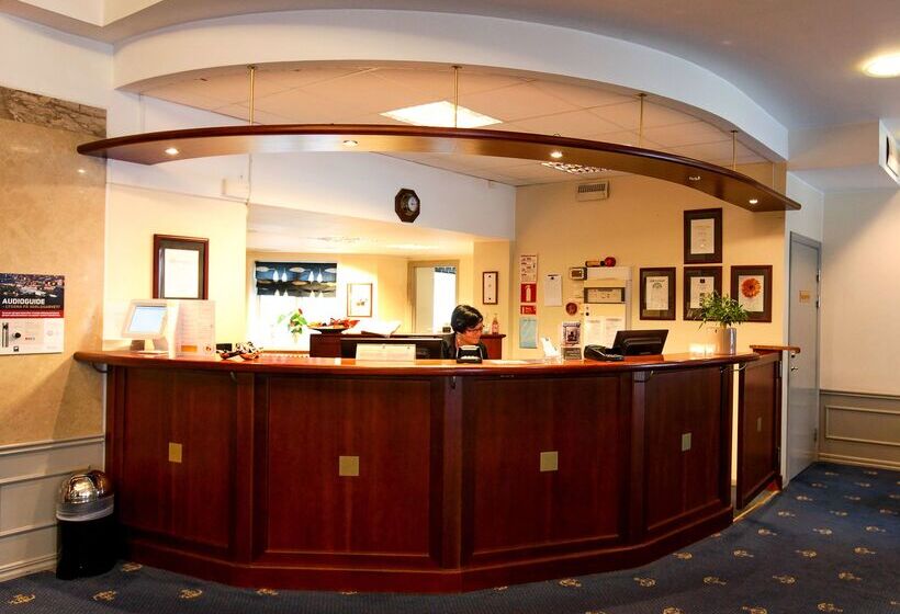 First Hotel Statt