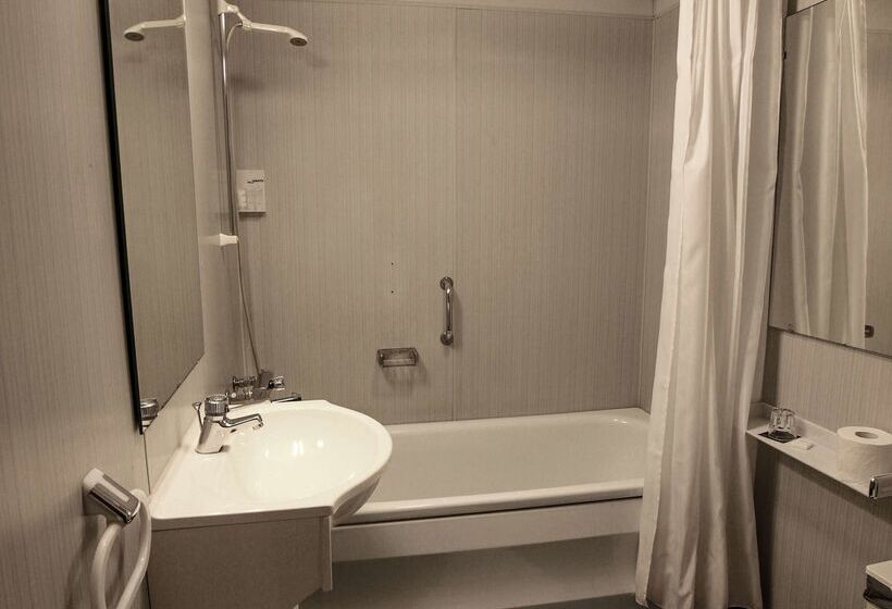 First Hotel Statt