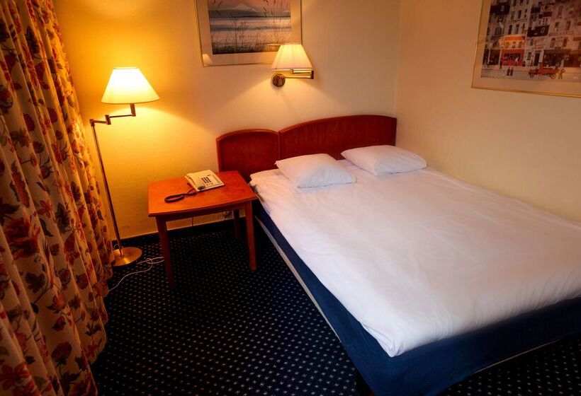 First Hotel Statt