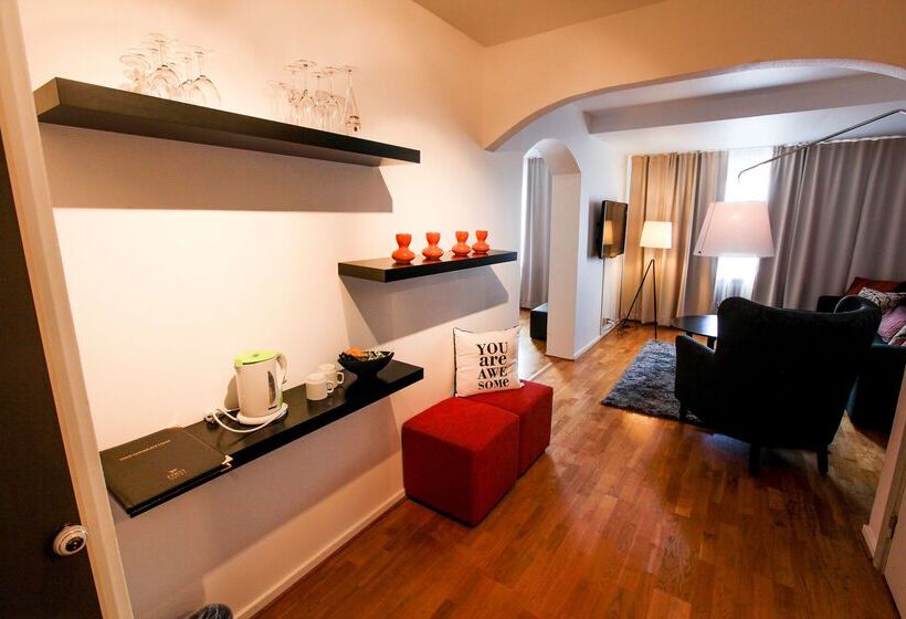 First Hotel Statt