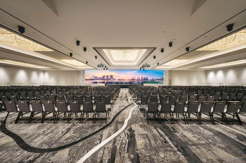 هتل Hilton Singapore Orchard