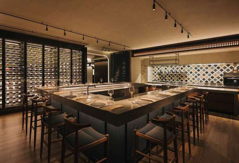 هتل Hilton Singapore Orchard