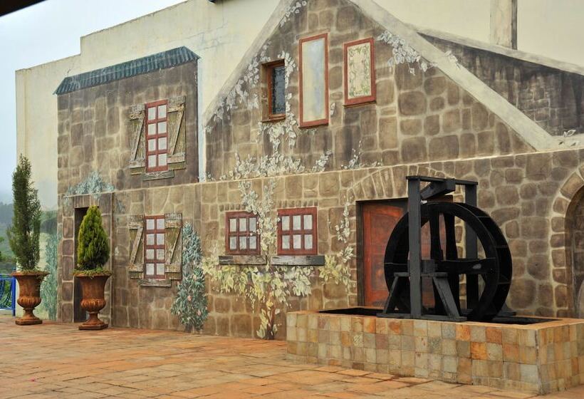 هتل Magoebaskloof