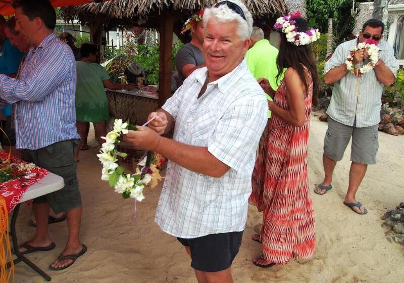 هتل Manuia Beach Resort