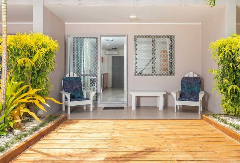 هتل Moana Sands Beachfront