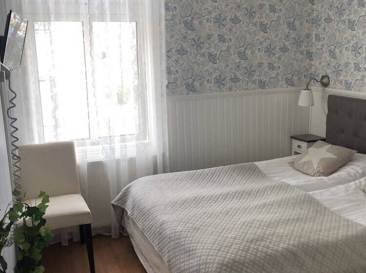 Nautic Hotell